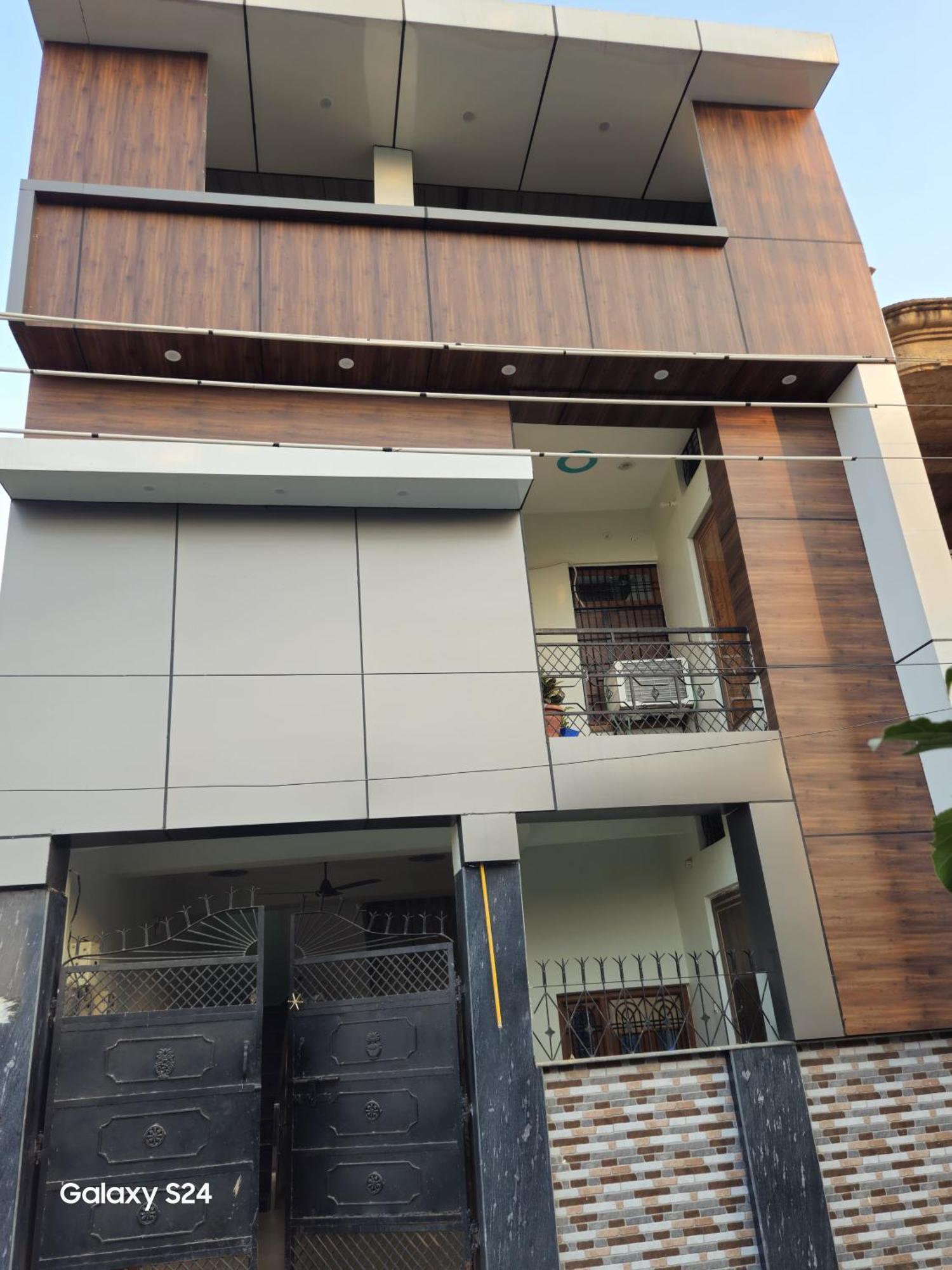 Rishabh Homestay Allāhābād Junction المظهر الخارجي الصورة